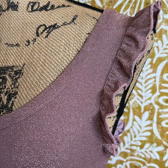 SUNDAYS By Wearesundays Kobie Metallic Ruffle Trim Tank Top Metallic Rose size M - Picture 6 of 11